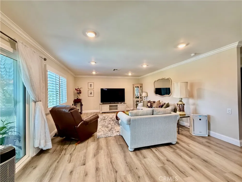 2385 Via Mariposa W #2D Laguna Woods, CA 92637