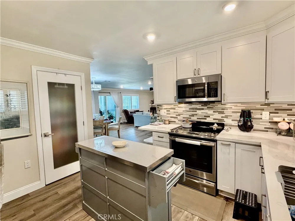 2385 Via Mariposa W #2D Laguna Woods, CA 92637