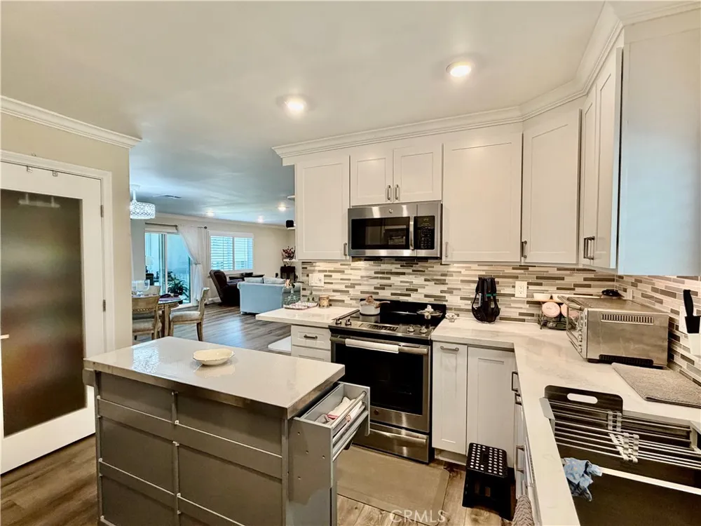 2385 Via Mariposa W #2D Laguna Woods, CA 92637