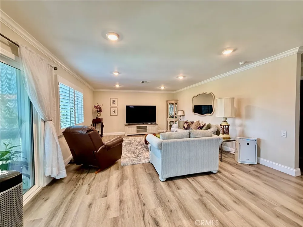 2385 Via Mariposa W #2D Laguna Woods, CA 92637