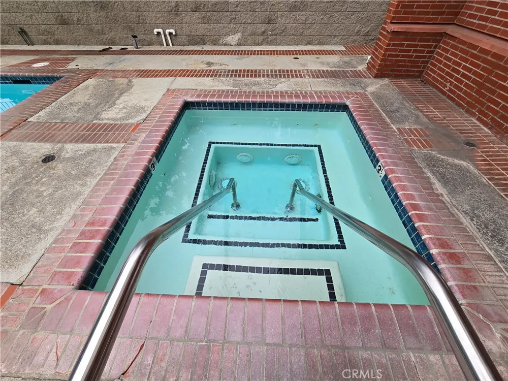 8828 Pershing Los Angeles, CA 90293