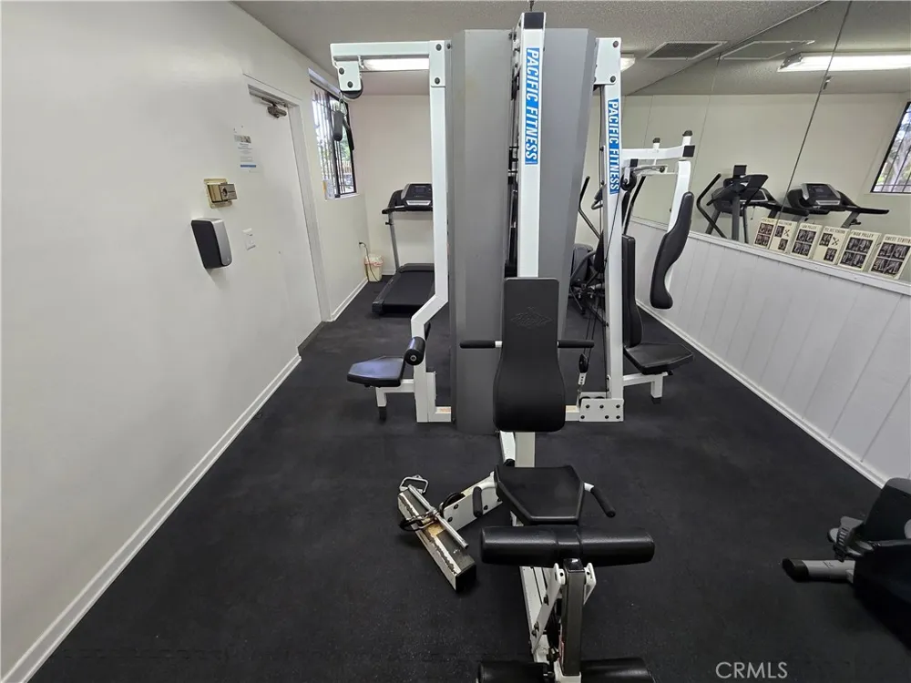 8828 Pershing Los Angeles, CA 90293