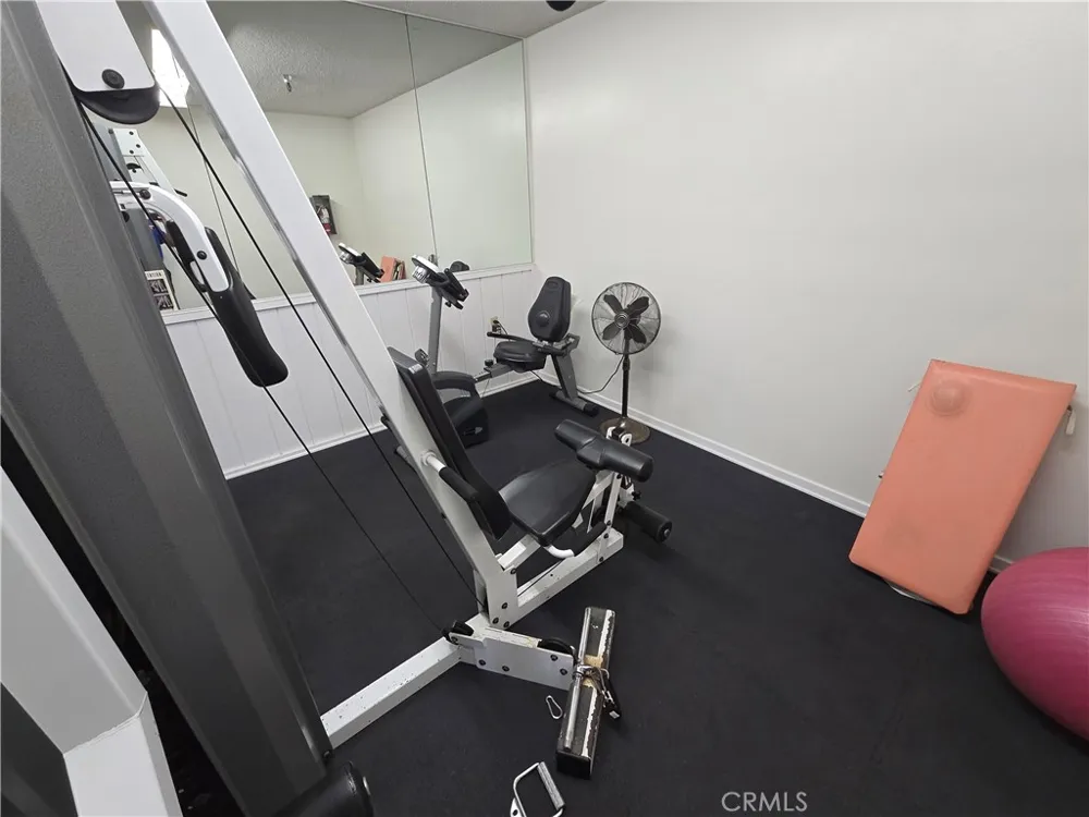 8828 Pershing Los Angeles, CA 90293