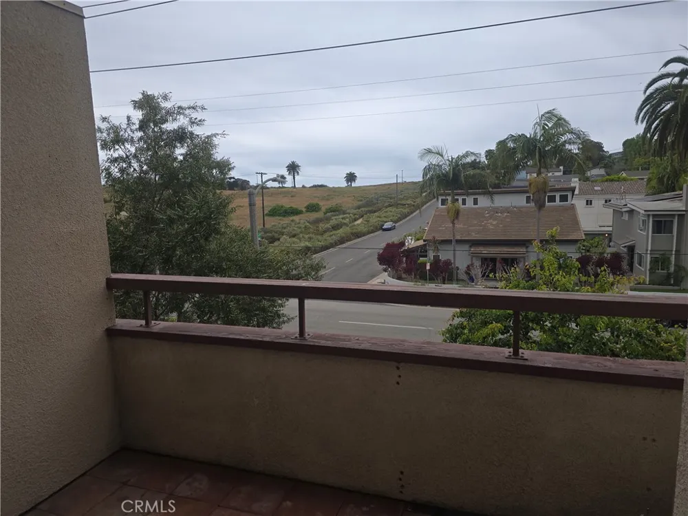 8828 Pershing Los Angeles, CA 90293