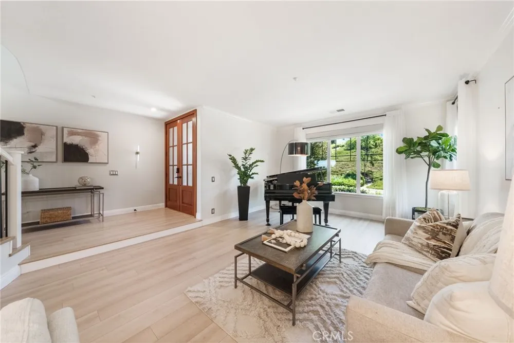 2536 Calle Jade San Clemente, CA 92673