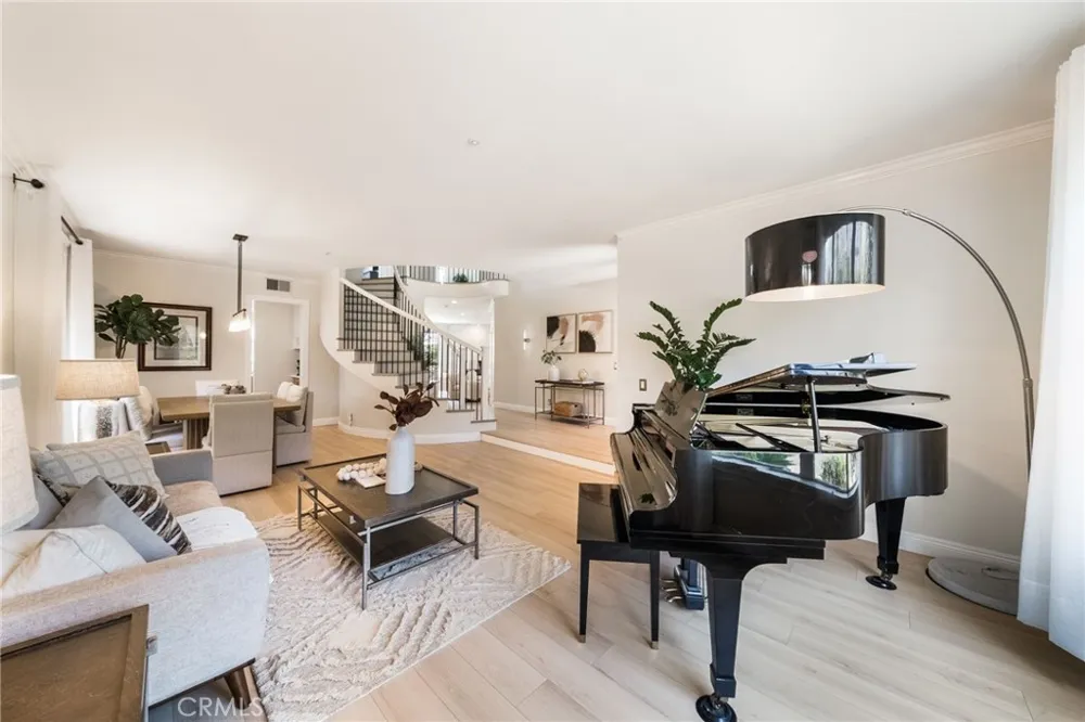 2536 Calle Jade San Clemente, CA 92673
