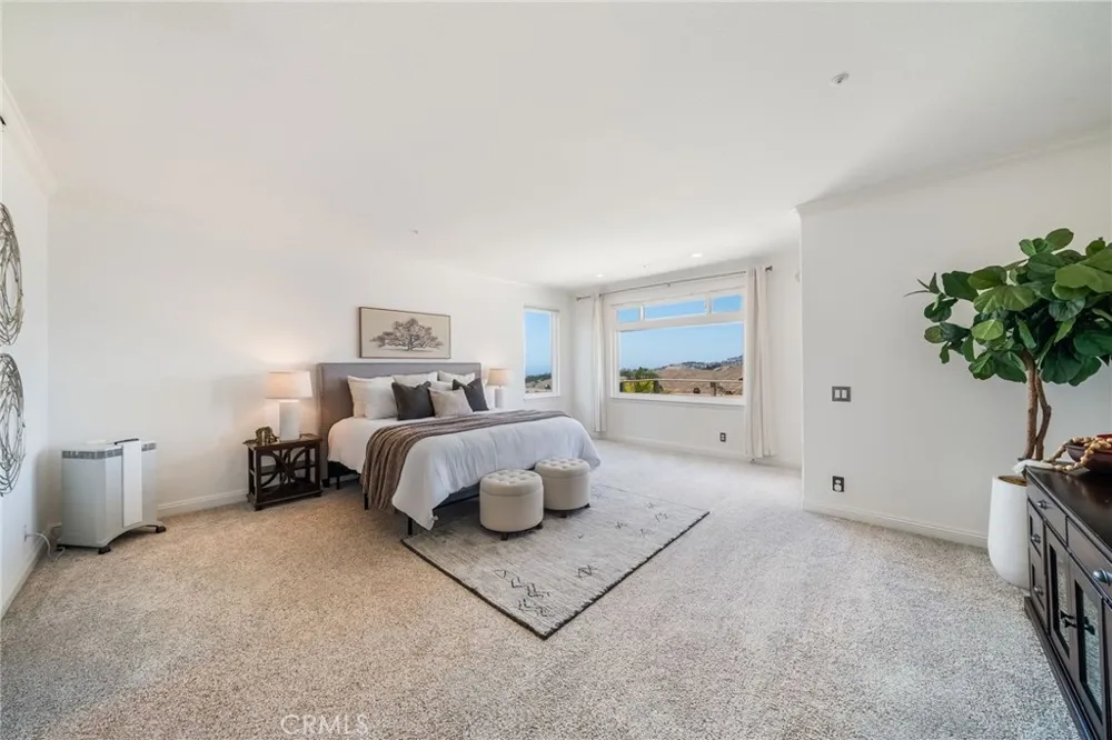 2536 Calle Jade San Clemente, CA 92673