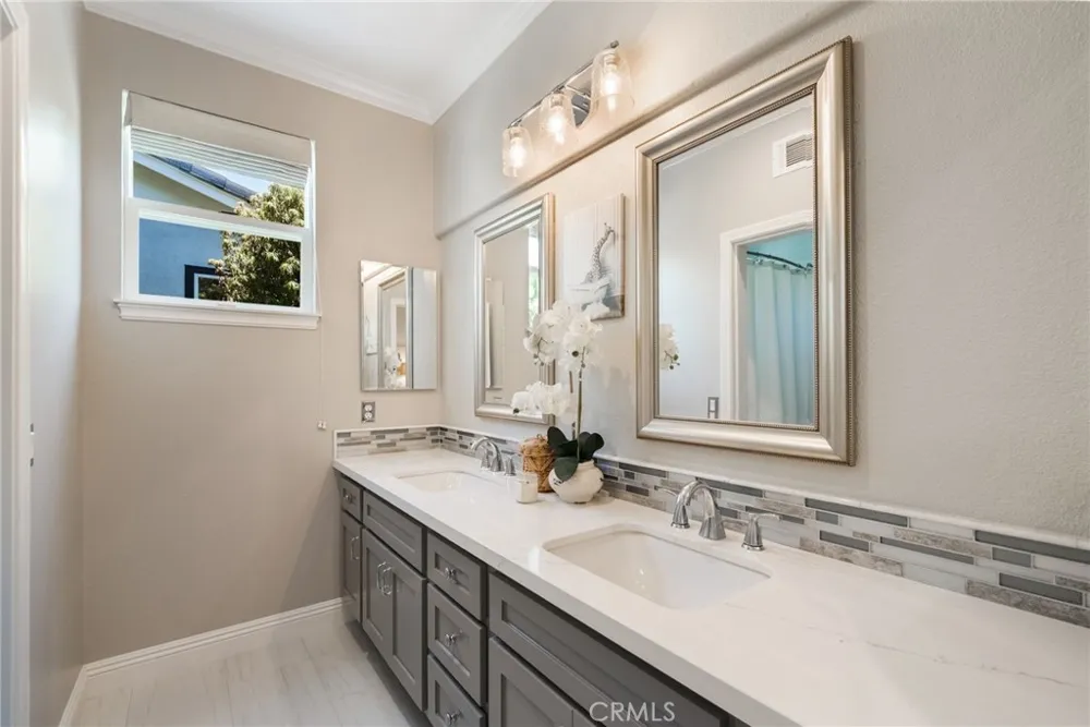 2536 Calle Jade San Clemente, CA 92673