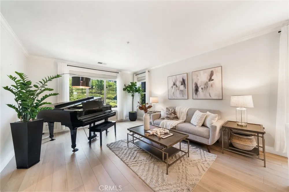2536 Calle Jade San Clemente, CA 92673