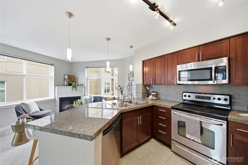 5440 Leary Avenue NW #526 Seattle, WA 98107