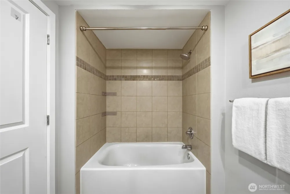 5440 Leary Avenue NW #526 Seattle, WA 98107