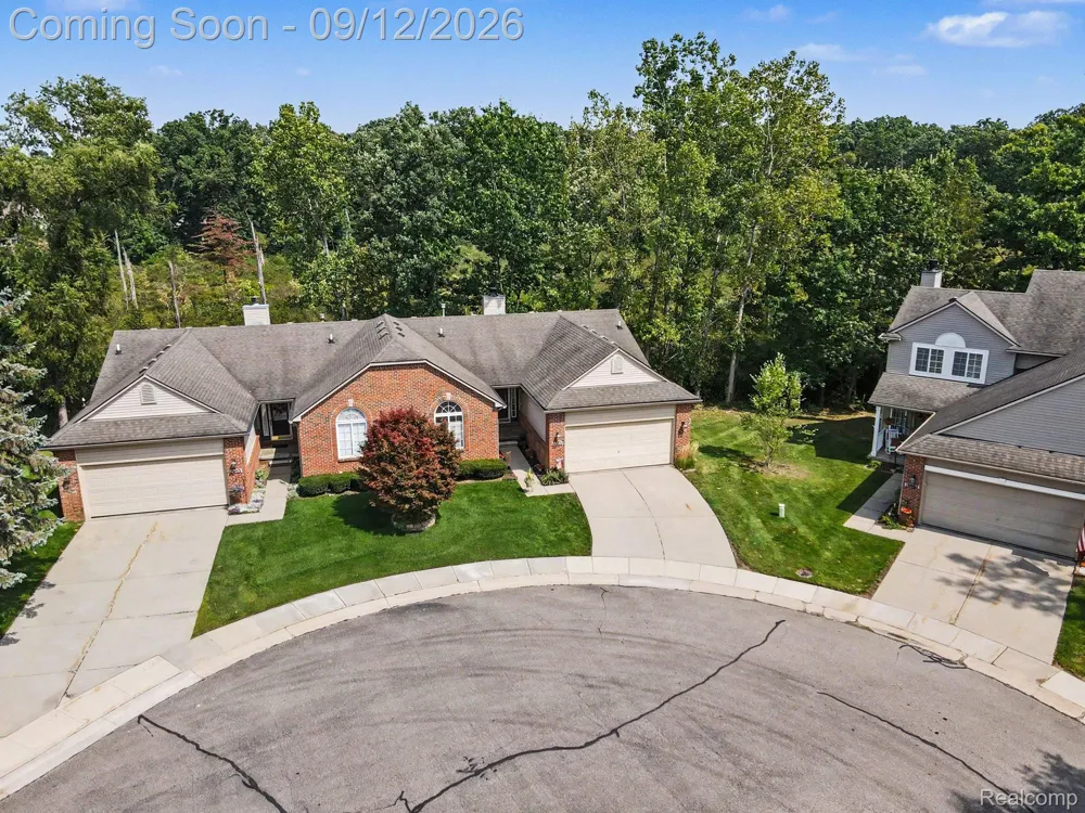 10457 Woodcliff Court #51 Hartland Township, MI 48353