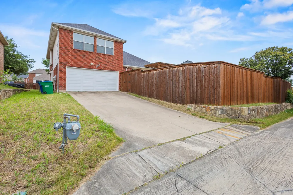 1308 Island Drive Carrollton, TX 75007