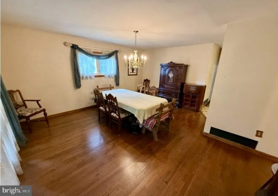 24 BEARDSLEE ROAD Millstone, NJ 08844