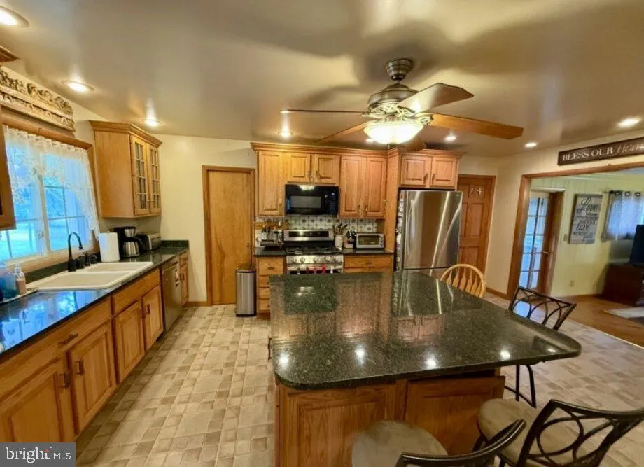 24 BEARDSLEE ROAD Millstone, NJ 08844