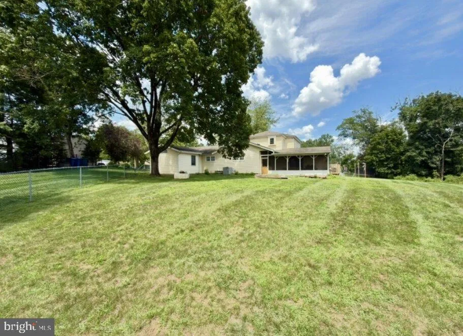 24 BEARDSLEE ROAD Millstone, NJ 08844