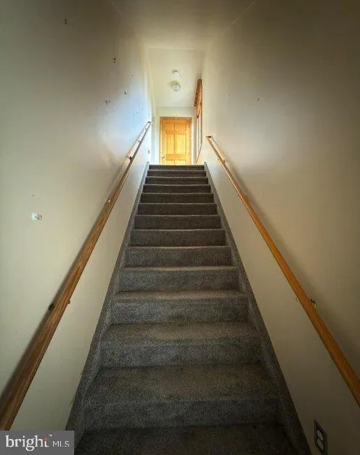 24 BEARDSLEE ROAD Millstone, NJ 08844