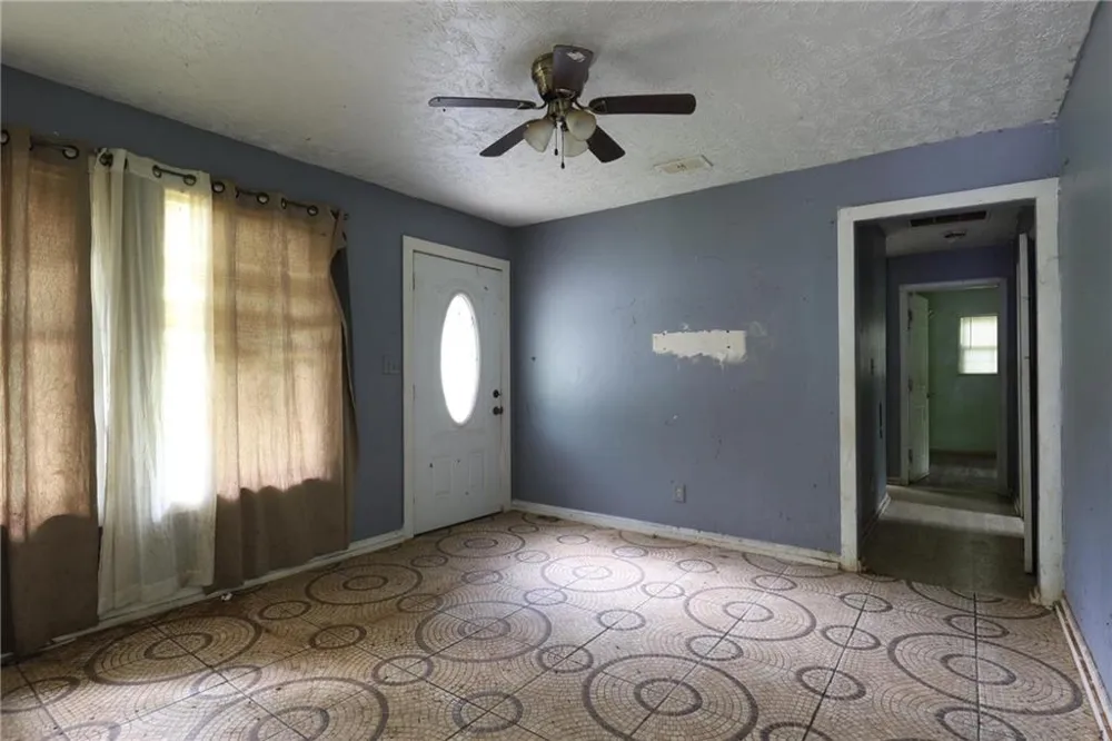 6096 Blackhawk Trail Mableton, GA 30126