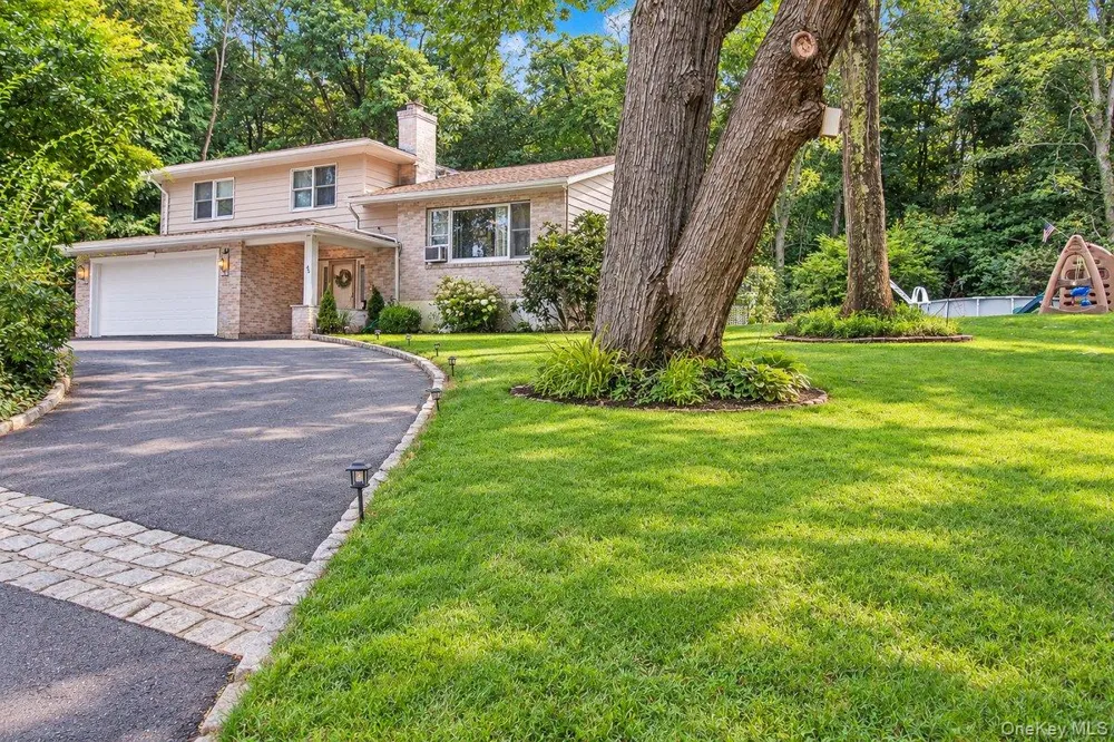 45 Hemlock Trail Court Carmel, NY 10512