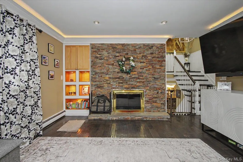 45 Hemlock Trail Court Carmel, NY 10512