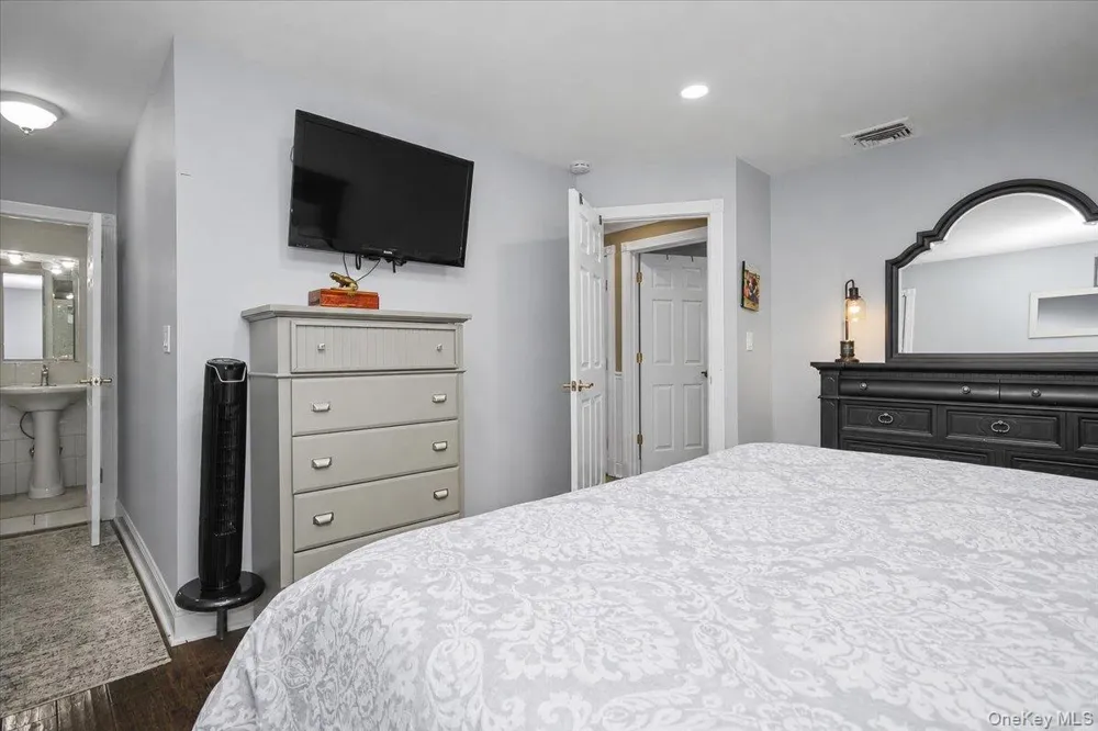 45 Hemlock Trail Court Carmel, NY 10512
