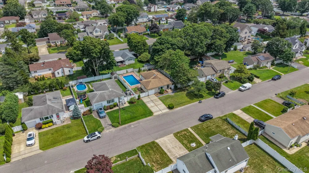 91 Mohawk Avenue Deer Park, NY 11729