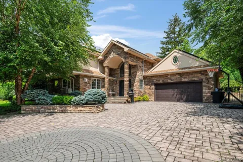 111 Barrett Road