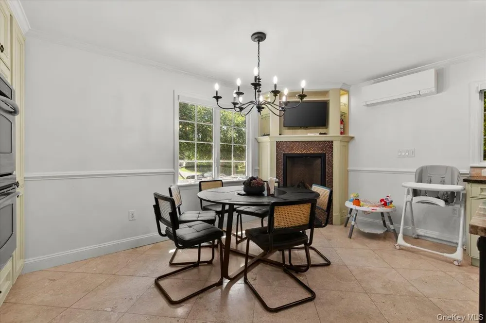 111 Barrett Road Lawrence, NY 11559