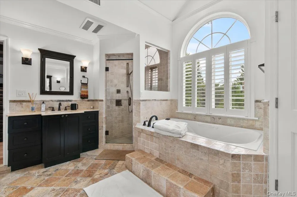 111 Barrett Road Lawrence, NY 11559
