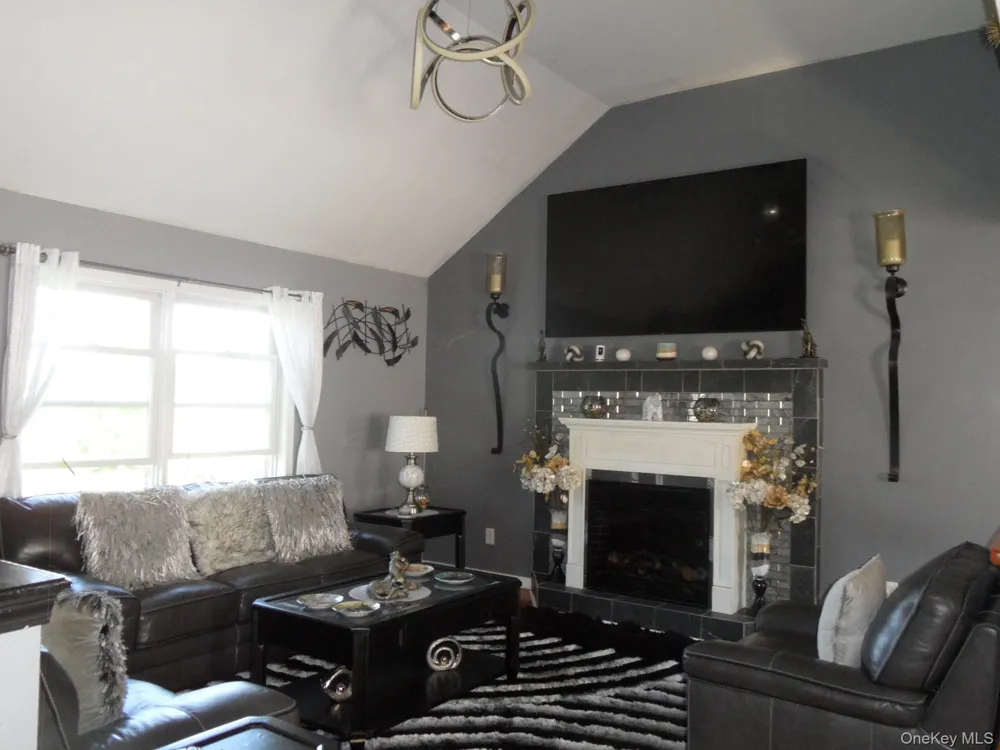 26 Winters Lane Middletown, NY 10940