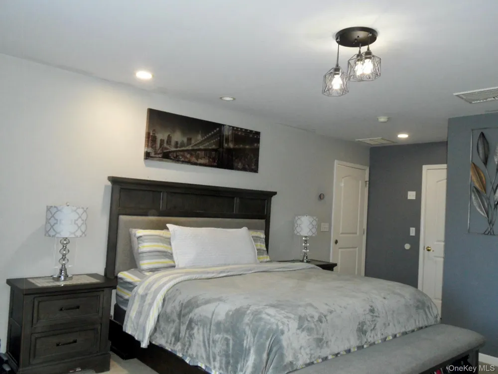 26 Winters Lane Middletown, NY 10940