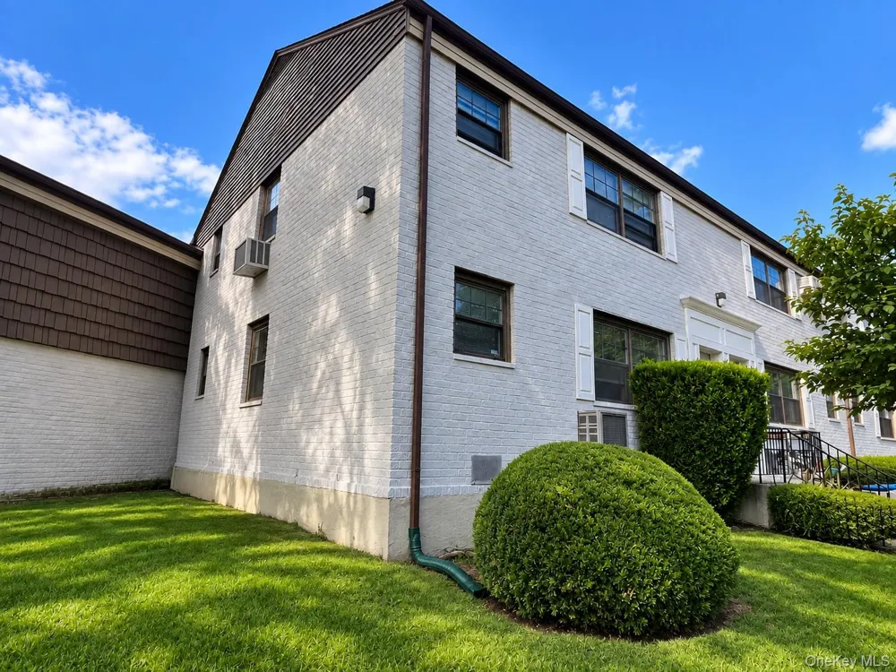 136-73 68th Dr #B Kew Garden Hills, NY 11367