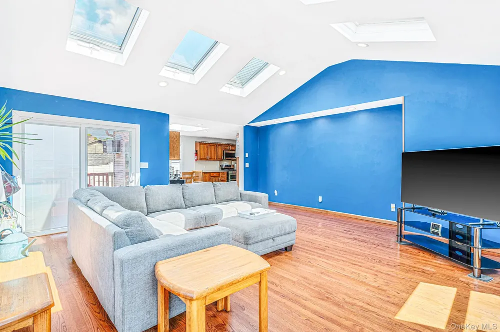 616 Pat Drive West Islip, NY 11795