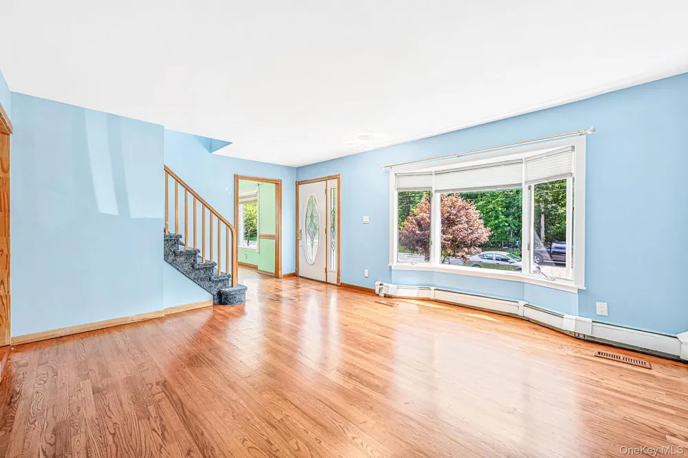 616 Pat Drive West Islip, NY 11795