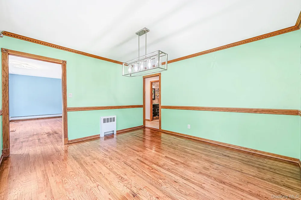 616 Pat Drive West Islip, NY 11795