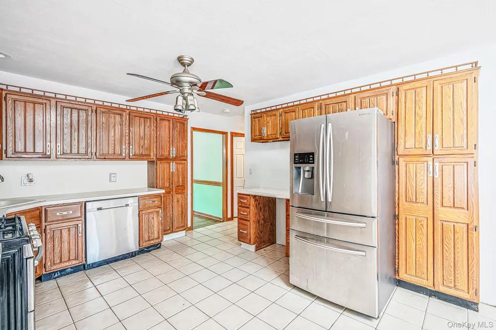 616 Pat Drive West Islip, NY 11795