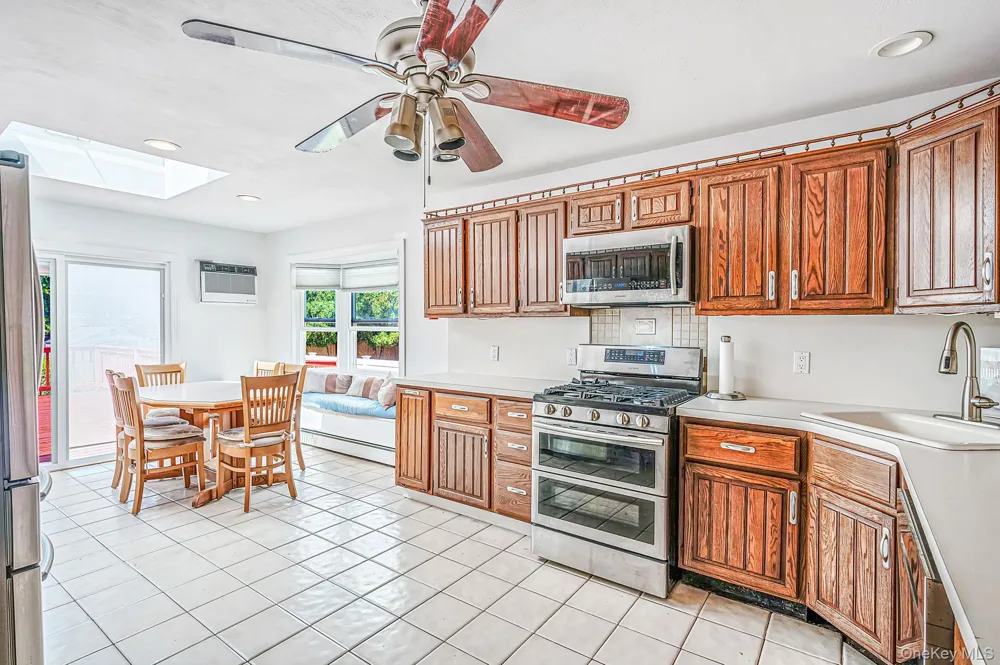 616 Pat Drive West Islip, NY 11795