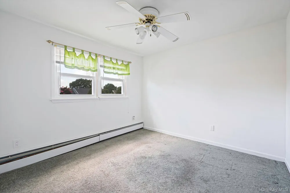 616 Pat Drive West Islip, NY 11795