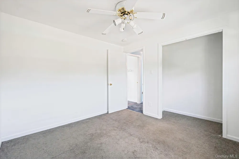616 Pat Drive West Islip, NY 11795
