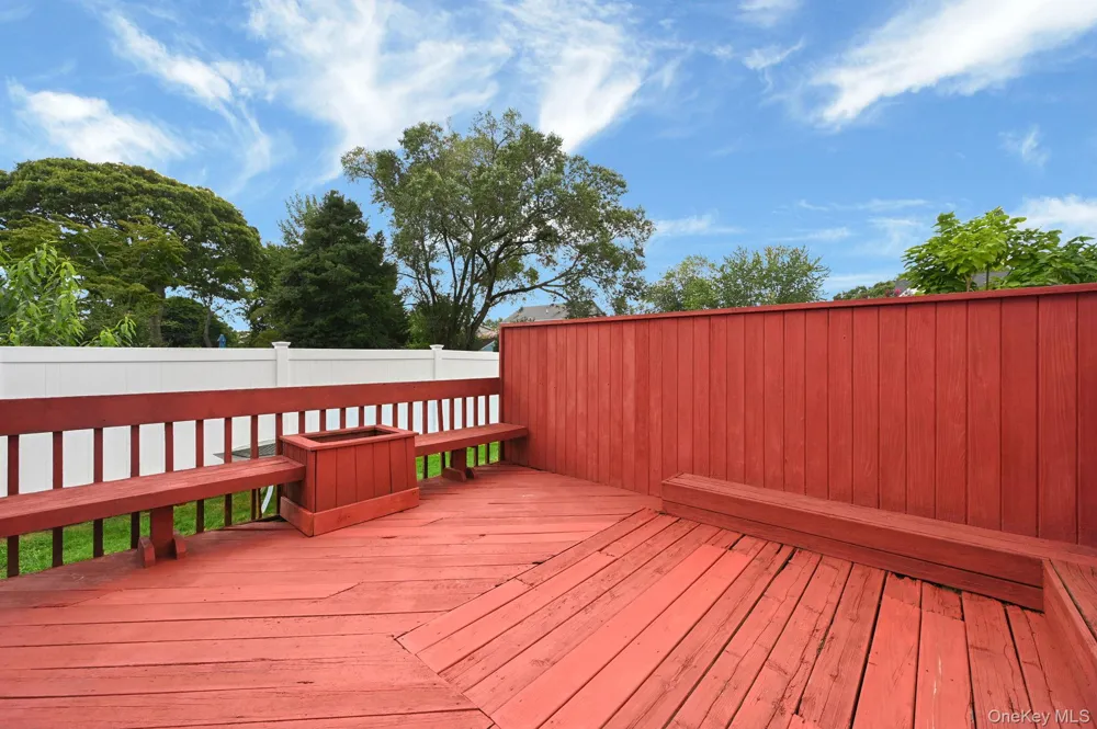 616 Pat Drive West Islip, NY 11795