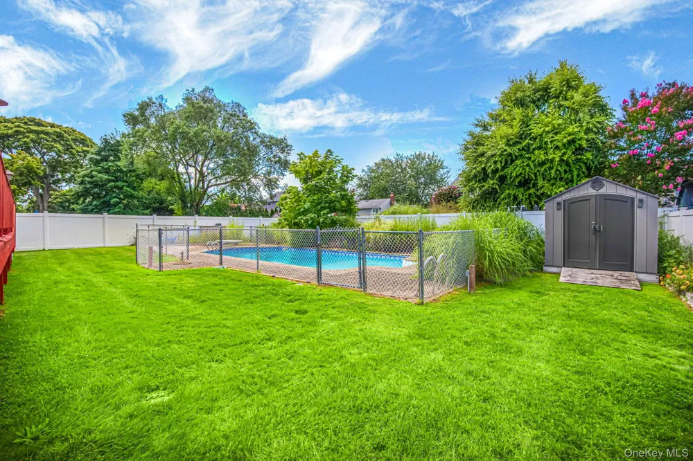 616 Pat Drive West Islip, NY 11795