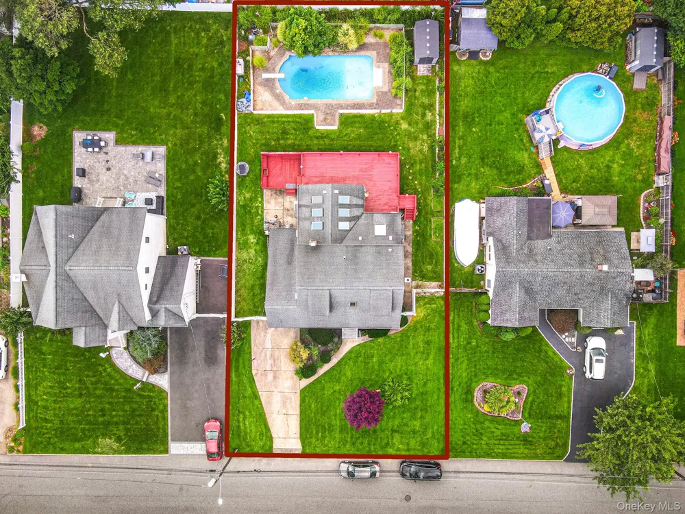 616 Pat Drive West Islip, NY 11795