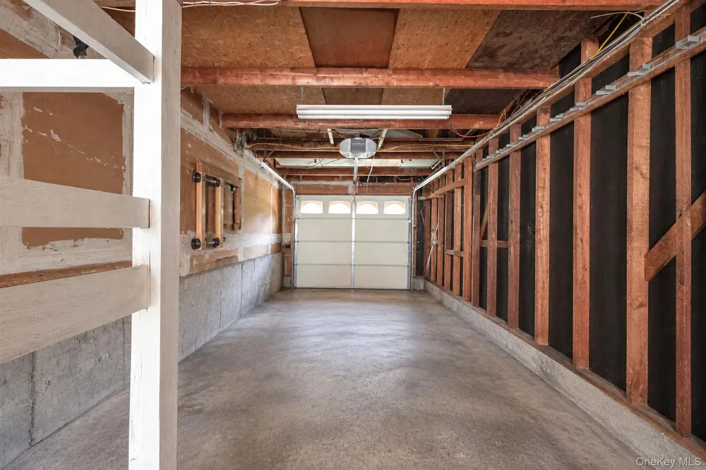 616 Pat Drive West Islip, NY 11795