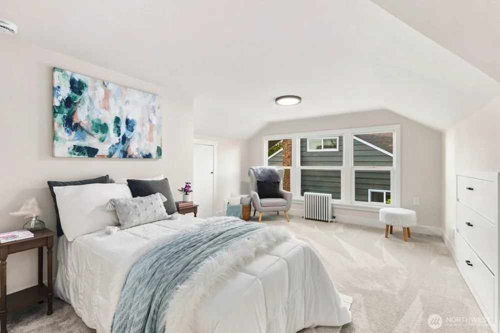 7706 32nd Avenue NW Seattle, WA 98117
