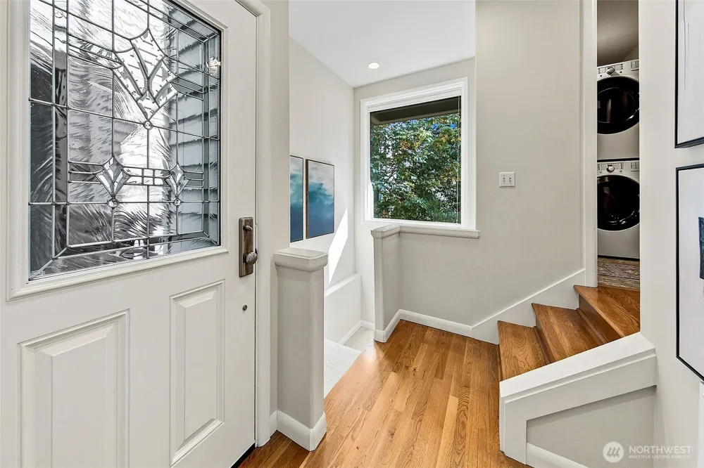 1512 Taylor Avenue #C Seattle, WA 98109