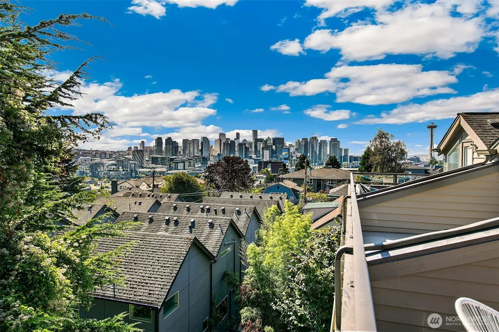 1512 Taylor Avenue #C Seattle, WA 98109