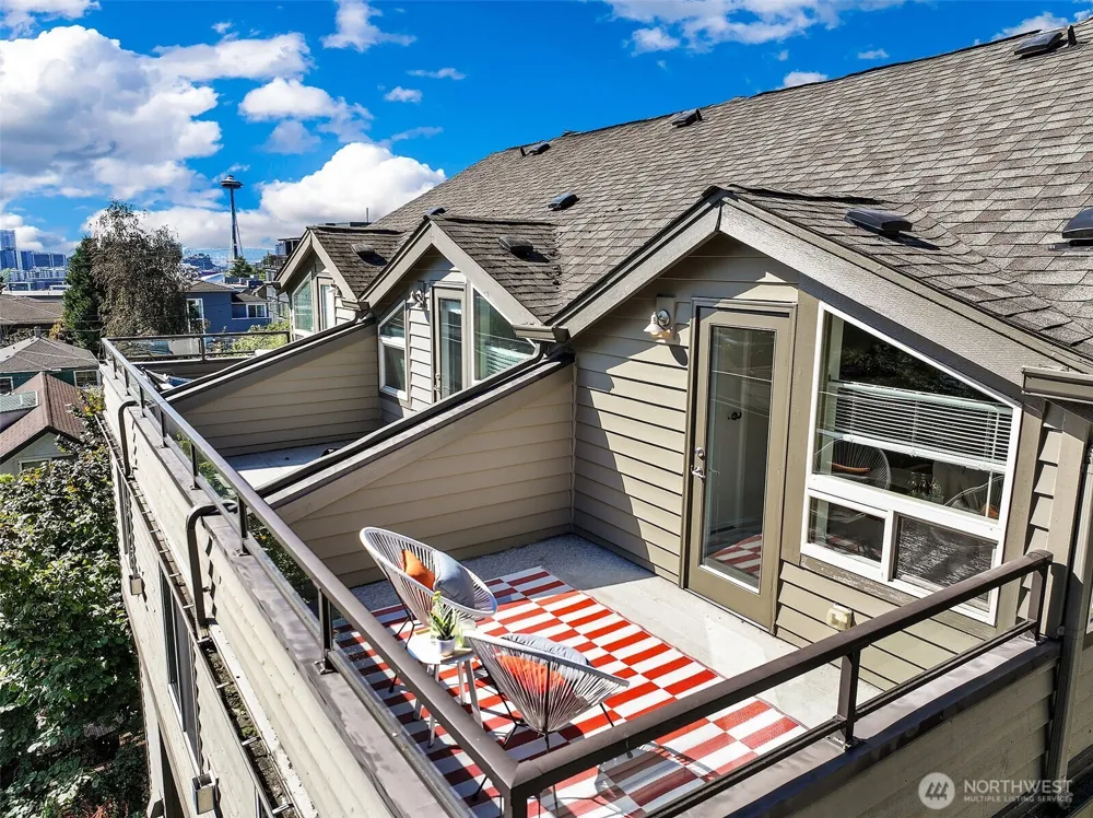 1512 Taylor Avenue #C Seattle, WA 98109