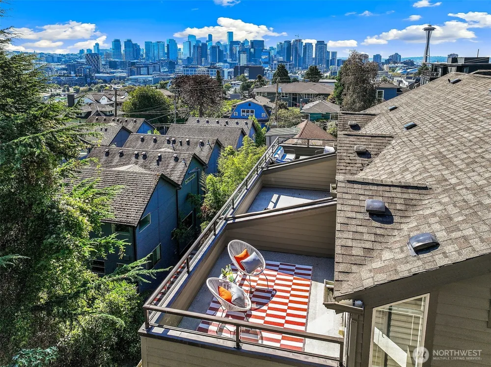 1512 Taylor Avenue #C Seattle, WA 98109