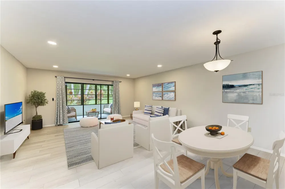 813 SPRING LAKES BOULEVARD Bradenton, FL 34210