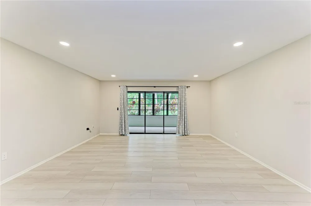 813 SPRING LAKES BOULEVARD Bradenton, FL 34210